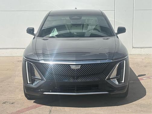 2023 Cadillac LYRIQ Luxury