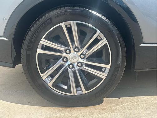 2023 Cadillac LYRIQ Luxury