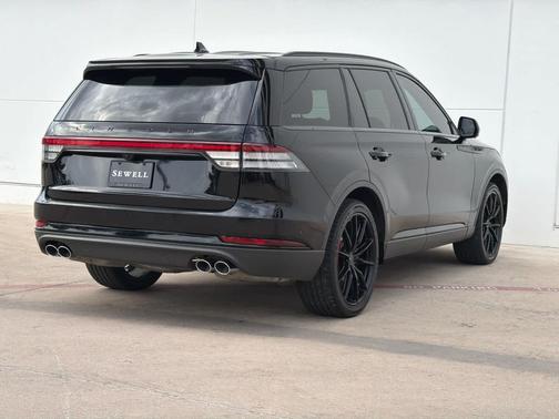 Infinite Black Metallic Clearcoat 2023 Lincoln Aviator Reserve