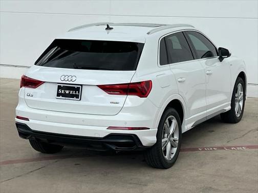2020 Audi Q3 45 S line Premium