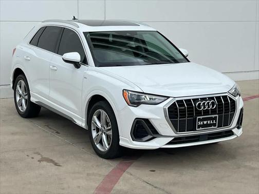 2020 Audi Q3 45 S line Premium