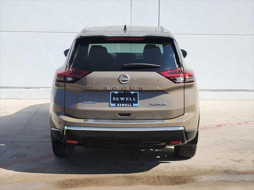 2024 Nissan Rogue Platinum