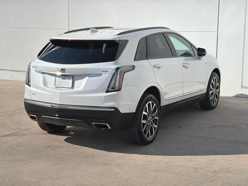 2023 Cadillac XT5 Sport