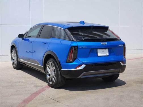 2025 Cadillac OPTIQ Luxury 1 AWD