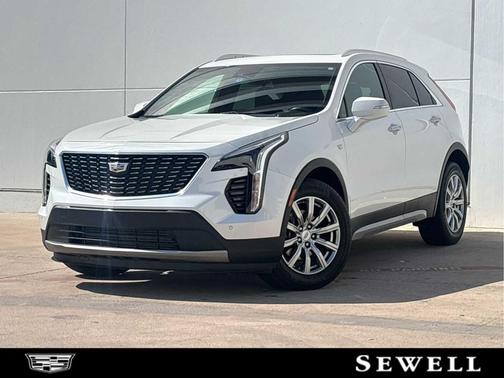 Crystal White Tricoat 2023 Cadillac XT4 Premium Luxury
