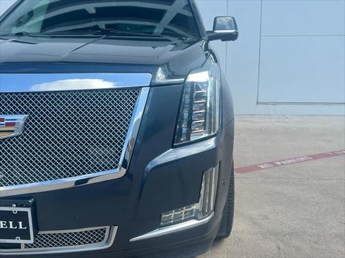 2019 Cadillac Escalade Platinum