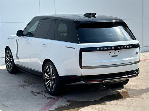 2023 Land Rover Range Rover P400 SE
