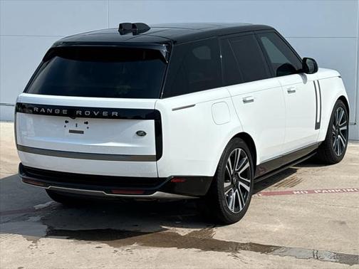 2023 Land Rover Range Rover P400 SE