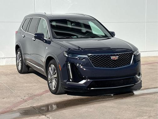 2025 Cadillac XT6 Premium Luxury FWD