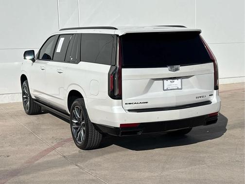 2022 Cadillac Escalade ESV Sport Platinum