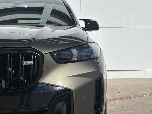2024 BMW X5 M60i