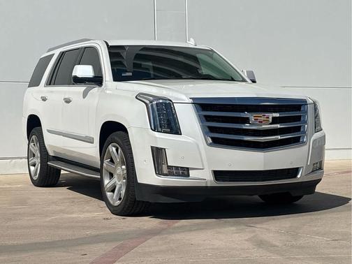Crystal White Tricoat 2020 Cadillac Escalade Luxury
