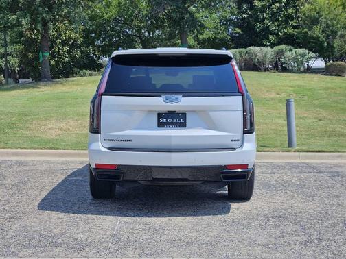 2023 Cadillac Escalade ESV Sport Platinum