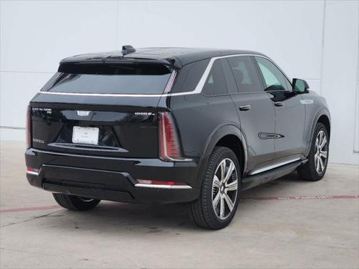 2025 Cadillac Escalade IQ Luxury 2