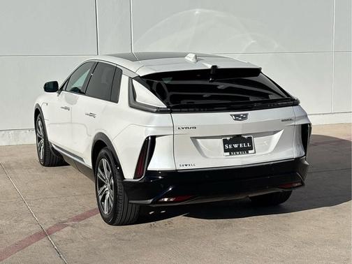 2024 Cadillac LYRIQ Luxury