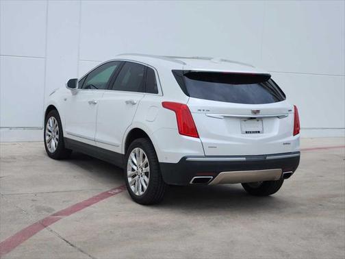2018 Cadillac XT5 Platinum