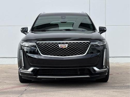 Stellar Black Metallic 2024 Cadillac XT6 Premium Luxury FWD