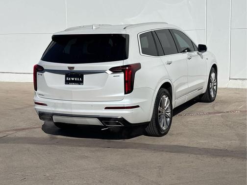 2023 Cadillac XT6 Premium Luxury FWD