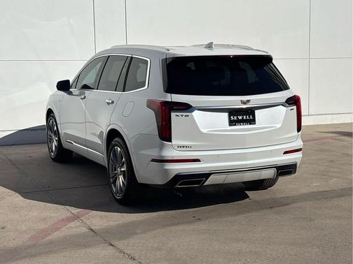 2023 Cadillac XT6 Premium Luxury FWD