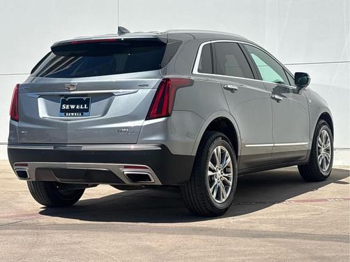 Argent Silver Metallic 2023 Cadillac XT5 Premium Luxury