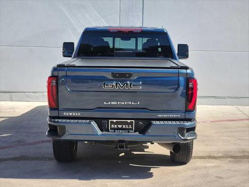 2024 GMC Sierra 2500 Denali