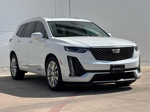Crystal White Tricoat 2023 Cadillac XT6 Premium Luxury FWD