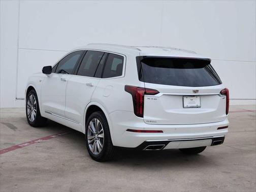 2023 Cadillac XT6 Premium Luxury FWD