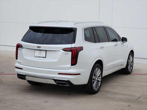 2023 Cadillac XT6 Premium Luxury FWD