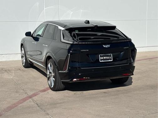 2024 Cadillac LYRIQ Luxury