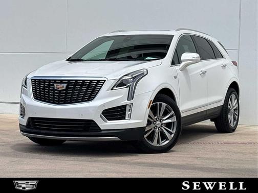Crystal White Tricoat 2025 Cadillac XT5 Premium Luxury