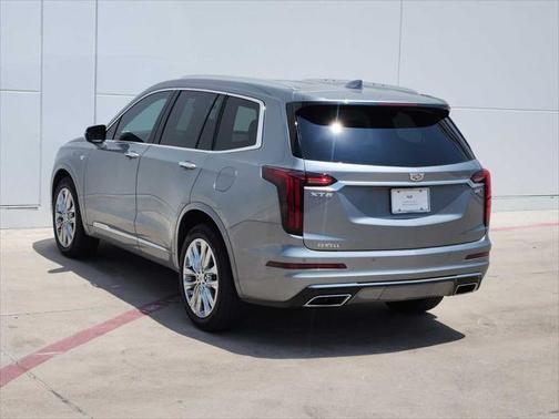 2023 Cadillac XT6 Luxury FWD