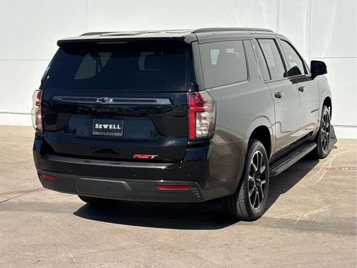 2021 Chevrolet Suburban RST