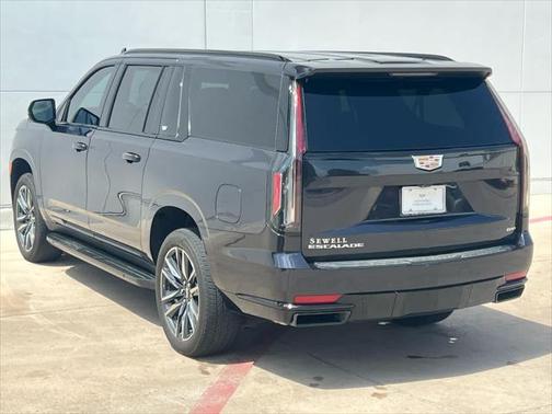 2023 Cadillac Escalade ESV Sport