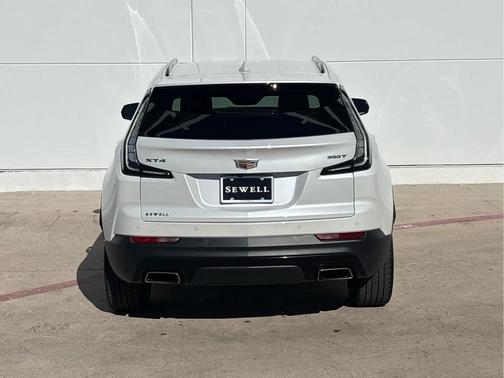 2023 Cadillac XT4 Sport