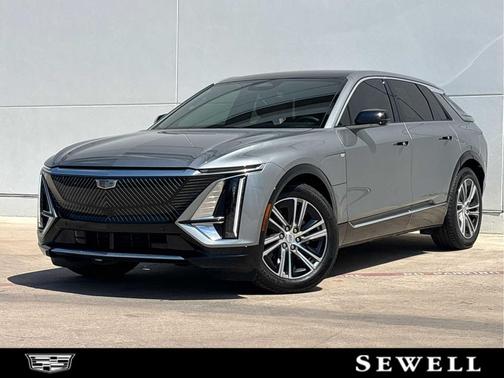 Argent Silver Metallic 2024 Cadillac LYRIQ Luxury