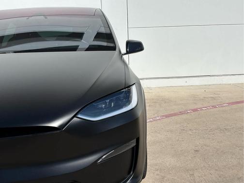 2023 Tesla Model X 