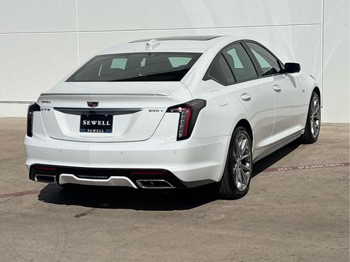 2025 Cadillac CT5 Sport