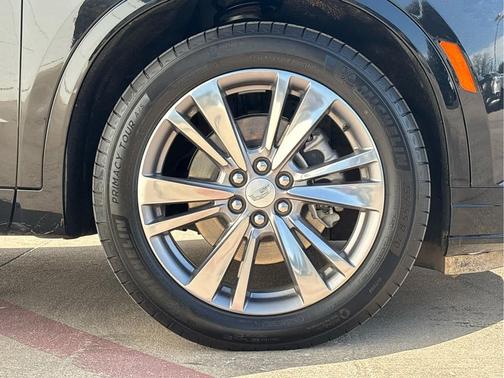 2025 Cadillac XT6 Premium Luxury FWD