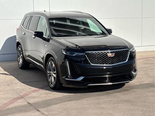 2025 Cadillac XT6 Premium Luxury FWD