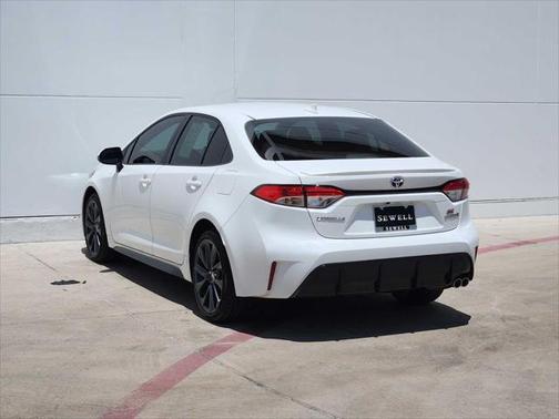 2024 Toyota Corolla Hybrid SE