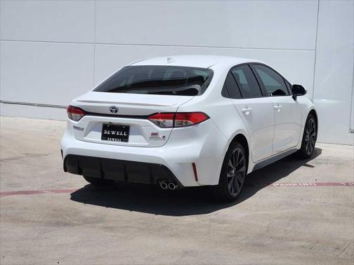 2024 Toyota Corolla Hybrid SE