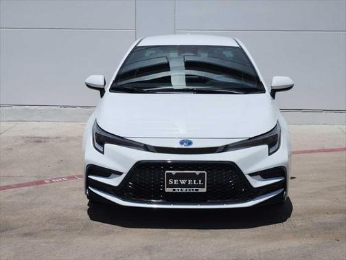 2024 Toyota Corolla Hybrid SE