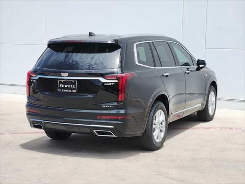 2025 Cadillac XT6 Luxury FWD