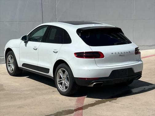 2018 Porsche Macan Base