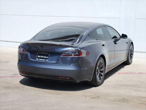 2020 Tesla Model S Long Range