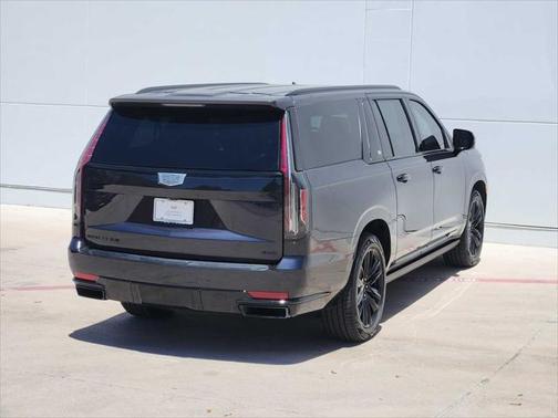 2022 Cadillac Escalade ESV Sport Platinum