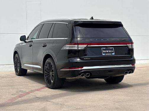 Infinite Black Metallic Clearcoat 2023 Lincoln Aviator Black Label AWD