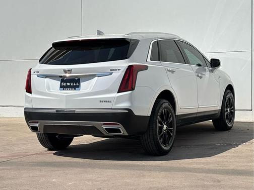 Crystal White Tricoat 2023 Cadillac XT5 Premium Luxury