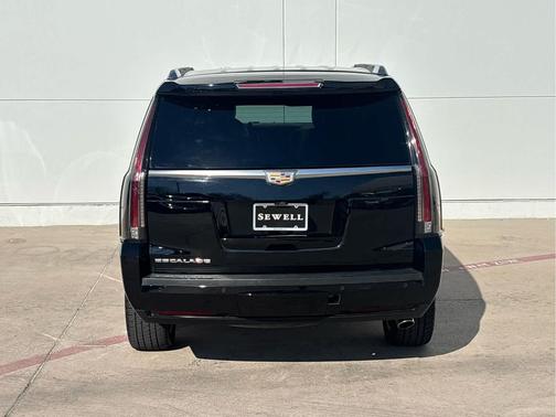 2018 Cadillac Escalade Platinum