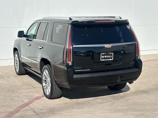 2018 Cadillac Escalade Platinum